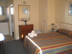 Heritage Court Motor Lodge