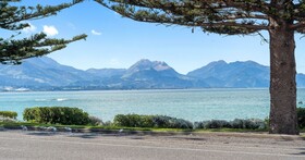Kaikoura Waterfront Apartments