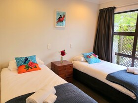 Te Mahuru Retreat