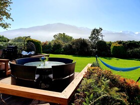 Te Mahuru Retreat