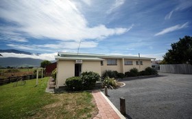 Willowbank Motel
