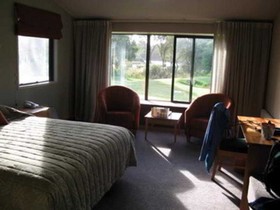 Wilderness Lodge - Lake Moeraki