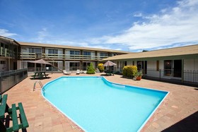 Godley Hotel
