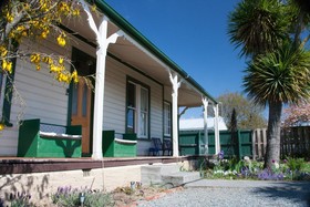 Pinedale Lodge & Apartment
