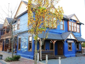 The Blue Pub