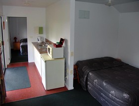 Lake Brunner Country Motel