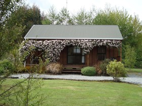 Lake Brunner Country Motel