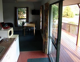 Lake Brunner Country Motel