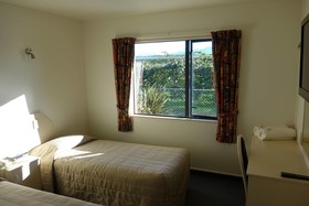 Avalon Manor Motel