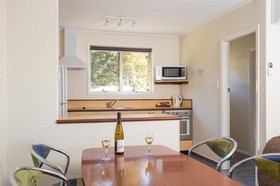 Equestrian Lodge Motel