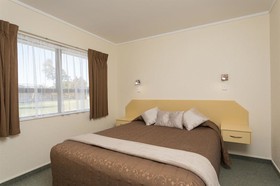 Equestrian Lodge Motel
