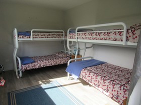 White Elephant Backpackers And Lodge