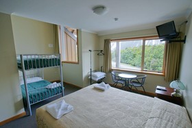 Aoraki Mount Cook Alpine Lodge