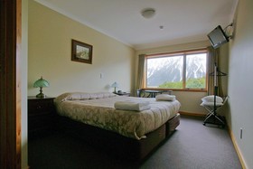 Aoraki Mount Cook Alpine Lodge