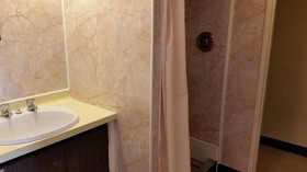 Admirals Motor Inn
