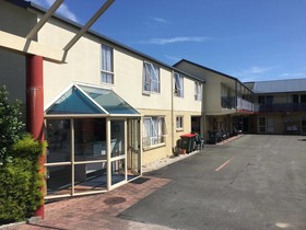 Apex Motor Lodge