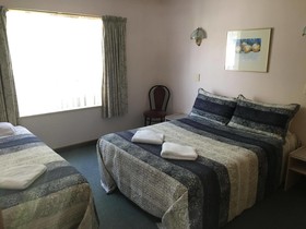 Apex Motor Lodge