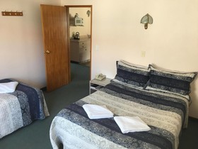 Apex Motor Lodge