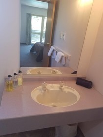 Apex Motor Lodge