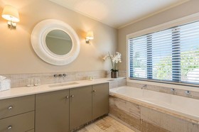 Te Koi - The Lodge At Bronte
