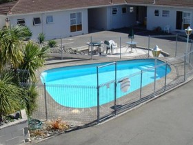 Courtesy Court Motel