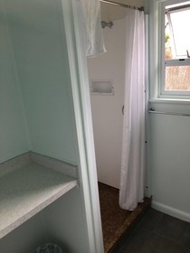 Courtesy Court Motel
