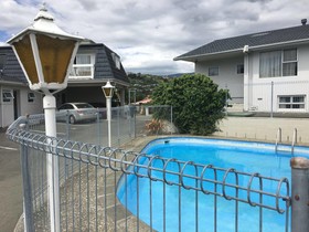 Courtesy Court Motel