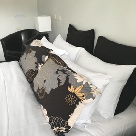 INNBetween Lodge and Backpackers