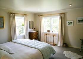 Plum Tree House and Quince Cottage