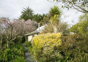 Plum Tree House and Quince Cottage