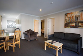 The Hotel Nelson