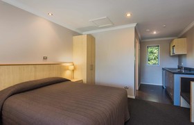 The Hotel Nelson