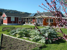 The Beach House Nelson B&B