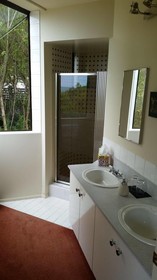 Oamaru House Bed and Breakfast