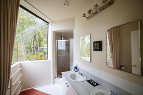 Oamaru House Bed and Breakfast