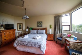 Oamaru House Bed and Breakfast