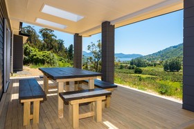Bell Bird Ridge - Ocean & Valley Views