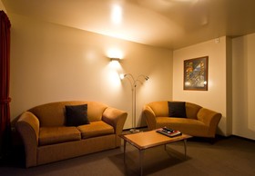 Broadway Motel