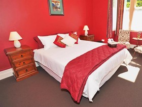 Fernview Cottage Bed and Breakfast