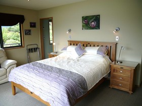 Okiwa Bay Lodge