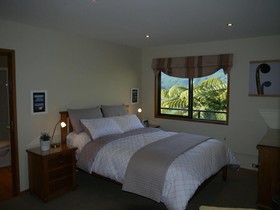 Okiwa Bay Lodge