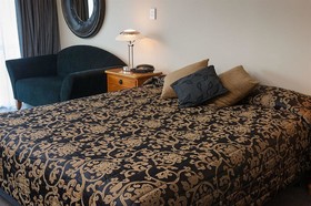 Picton Beachcomber Inn