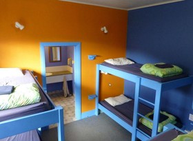 Sequoia Lodge & Backpackers