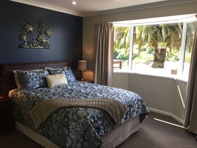 Sounds Vista Bed & Breakfast