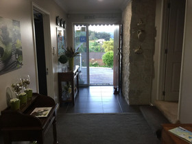 Sounds Vista Bed & Breakfast