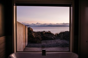 Lakestone Lodge
