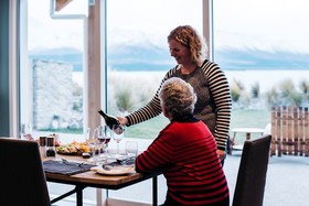 Lakestone Lodge