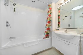 Amity Serviced Apartments