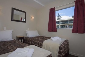 ASURECaples Court Motel & Apartments