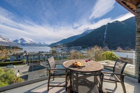 Catalina's Luxury Apartments